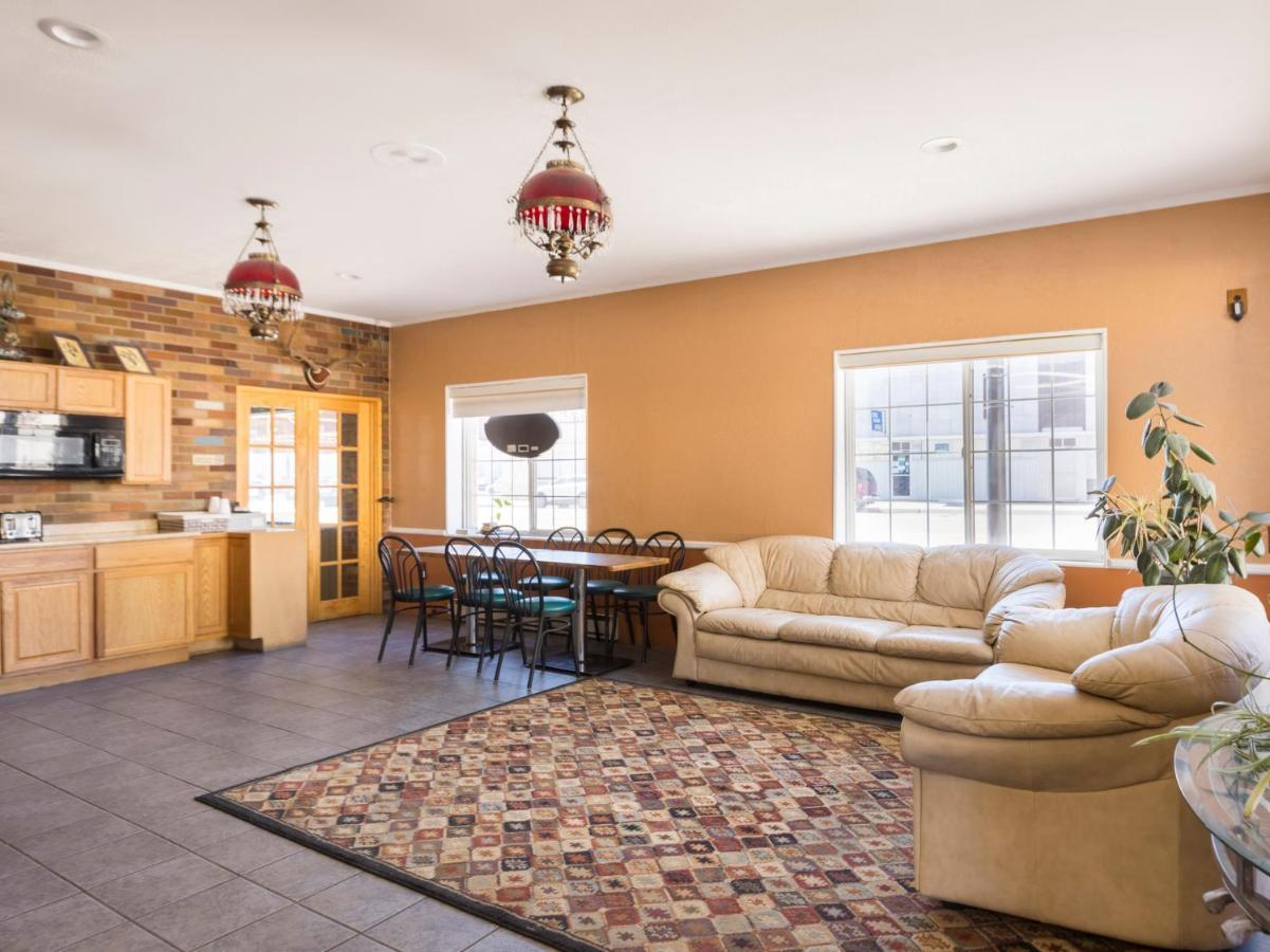 Oyo Hotel Richfield Ut I-70 エクステリア 写真